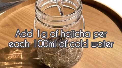 How to cold brew hojicha in a mason jar 🥃