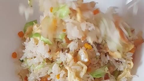 Easy Fried Rice with Veggies Recipe 🍚 🌾 🍛 🔥 #friedrice #recipe #homemade #food #cooking