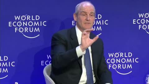 Alibaba President J. Michael Evans Boasts at the WEF About Developing a Carbon Footprint Tracker