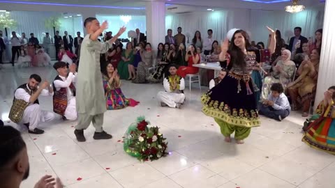 AFGHAN WEDDING DANCE