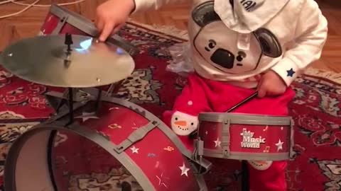 The cutiest baby drummer, the best drum player