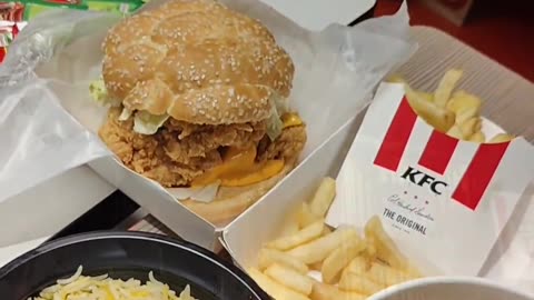 KFC Mighty zinger ho jaye😅