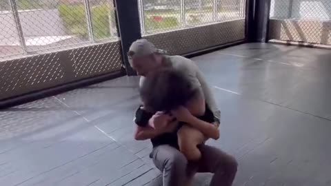 Matan Even training with Colby Covington
