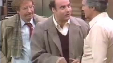 Jeffrey Tambor explains the N.W.O. and the Trilateral Commission on Barney Miller in 1981❗️