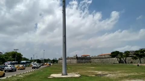 Luminarias a punto de caer en Cartagena