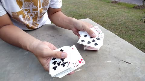 BASIC CARD MAGIC TRICKS HOW TO FORCE A CARD TO BE SELECTED