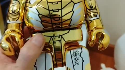 bearbrick400% empty mountain based capsule Iron Man