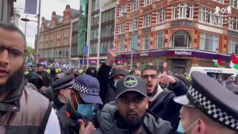 London: Muslime drohen Juden auf der Straße offen mit Gewalt