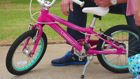 How to Teach a Kid to Ride a Bike