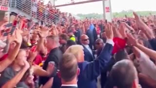 TRUMP Receives Massive Ovation in South Carolina