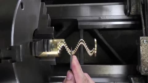 Making a Crazy Part on the Lathe Manual Machining_480p