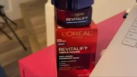 Power of L'Oreal Paris Retinol Serum for Face and so much more