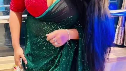 Very erotic and Hot Girl in Saree