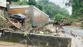 Deadly landslides wreak havoc in Petrópolis, Brazil - BBC News