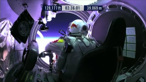 Felix Baumgartner Space Jump World Record 2012 Full HD 1080p [FULL]