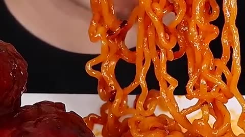 Spicy Fire Noodles, Fried Chicken #zoeyasmr #zoeymukbang #bigbites #mukbang #asmr #food #먹방 #틱톡푸드 #s