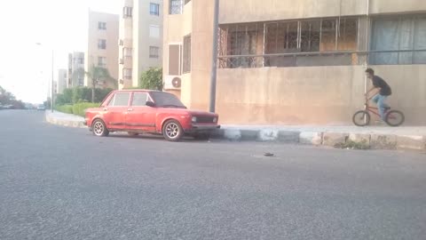 Guy Tried Jumping On A Car With His Bmx But It Didn't Work Out