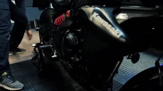 The MOTORBIKE THAT WORKS WITH WATER exists. They all said it was impossible