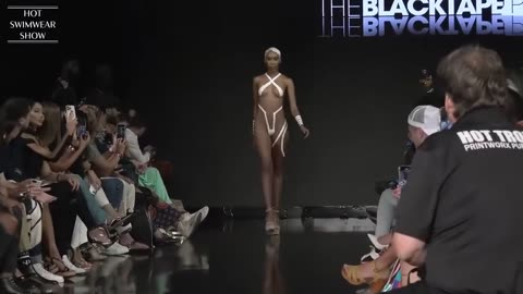 A sexiest lingerie model Rampwalk