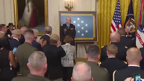 Biden Abruptly Walks Out Of Medal Of Honor Ceremony, Even Before Closing Benediction