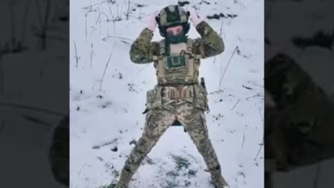 Ukraine Soldier Dancing in warzone!