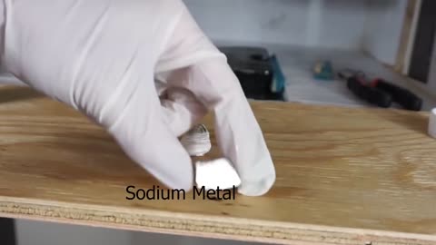 See-through Metals Actually Exist!