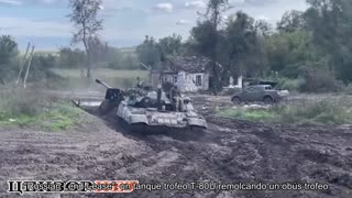 "Préstamo y arrendamiento ruso": el tanque de trofeos T-80U tira del obús de trofeos MSTA-B