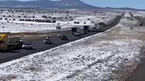 🇺🇸The People's Convoy from CA is now several miles long with over 2000 trucks heading to DC