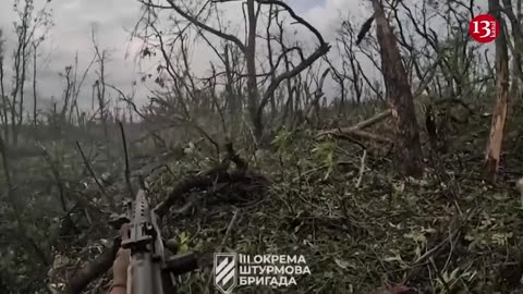 Surrender and you stay alive Russians surrender to Ukrainian soldiers in their position