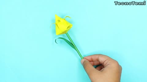 Origami: how to make a paper tulip