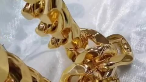 Giant gold chain #tiktok #shorts #merchandise_s_aliexpress