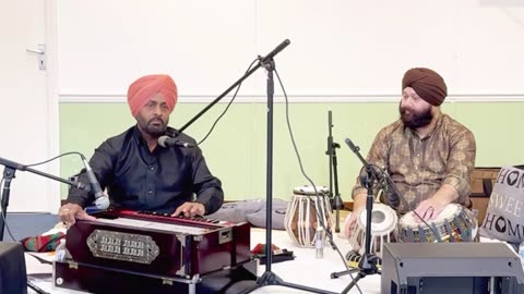 Gurbaksh shonki live in uk