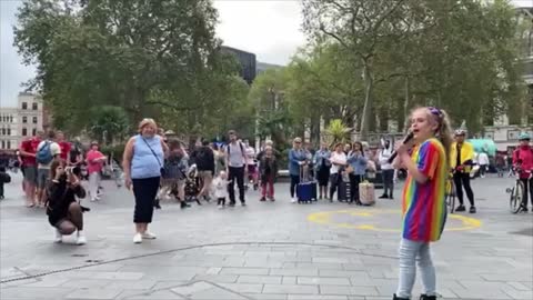 Future star Immi Davis hits London busking in Leicester Square singing Empire state of mind.