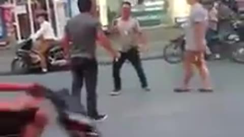 Live fight. Guy gets many knock at face