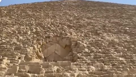 New Hidden tunnel discovered in Great pyramid of Giza-Millenial old pyramid mystery solved?