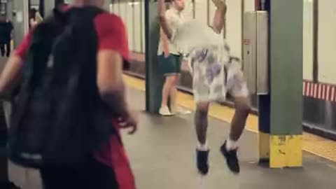 Subway Dancers