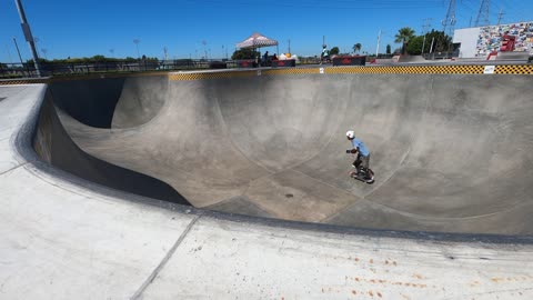 "Off The Wall" Huntington Beach BOWL