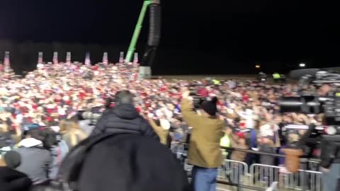 Trump Rally Crowd in Conroe, Texas. I’ve never seen a crowd this big before.