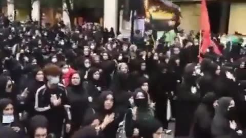 London comes to another standstill as Muslims chant & make a spectacle of themselves