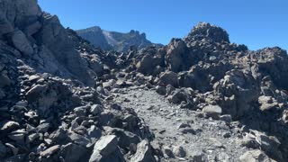 Central Oregon – Newberry Volcanic National Monument – Hiking the Heart of the Volcanic Zone – 4K