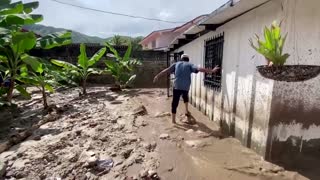 Death toll rises in central Venezuela flooding