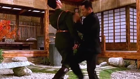 Unbelievable Martial Arts Battle: Two Masters Clash in Epic Fight