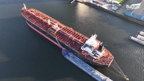 Life Inside Gigantic Tanker Ships Transporting $150 Million Worth of Oil