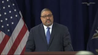 WATCH LIVE: Manhattan District Attorney Alvin Bragg holds press conference on Trump arraignment