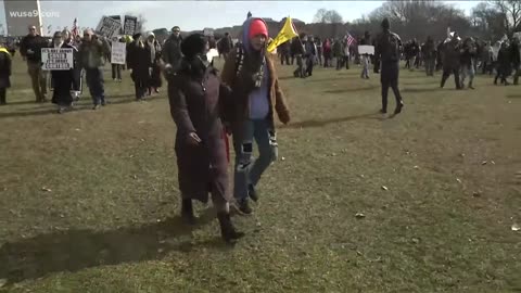 "Defeat The Mandates" rally kicks off in DC