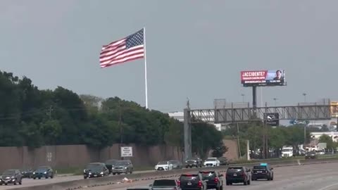 President Trump’s motorcade on the move in TX 🇺🇸🇺🇸