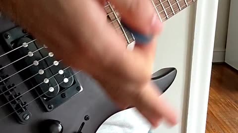 Palm Muting Guitar Lesson - Beginner Guitar Lesson