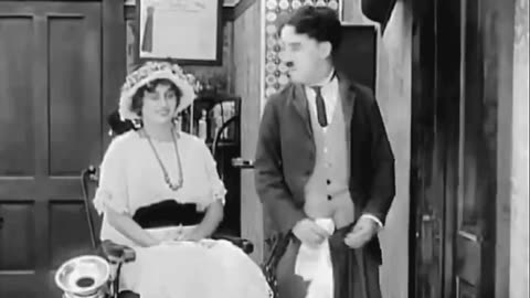 Unlimited commedy by Charlie chaplin.very very funny comedy video