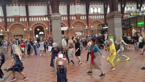 Dance Encore Flashmob | Copenhagen Central Station (Denmark) | August 2023