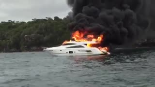 Luxury boat catches on fire in Sydney Harbour
